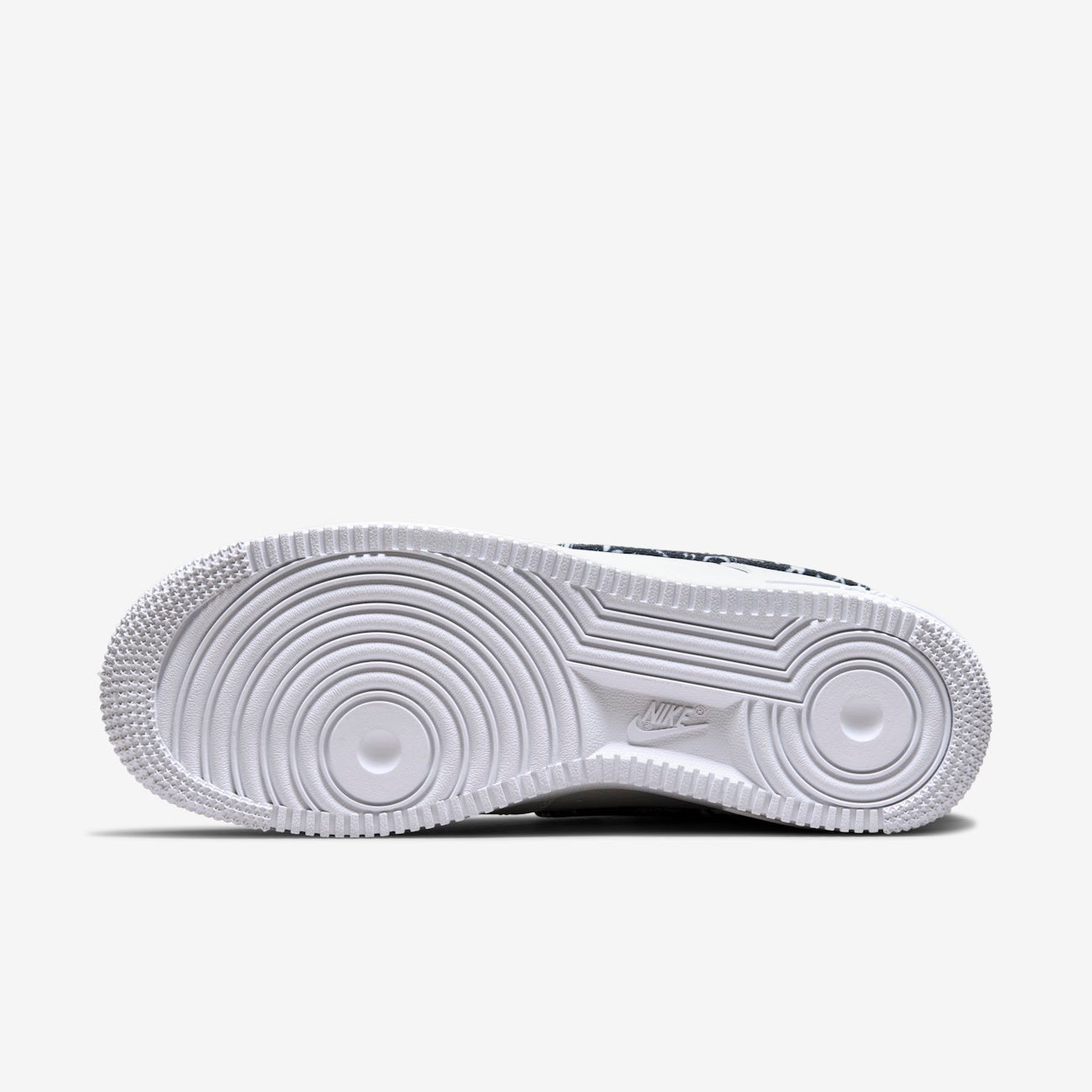 Nike Air Force 1 '07 Essential "Black Paislay"