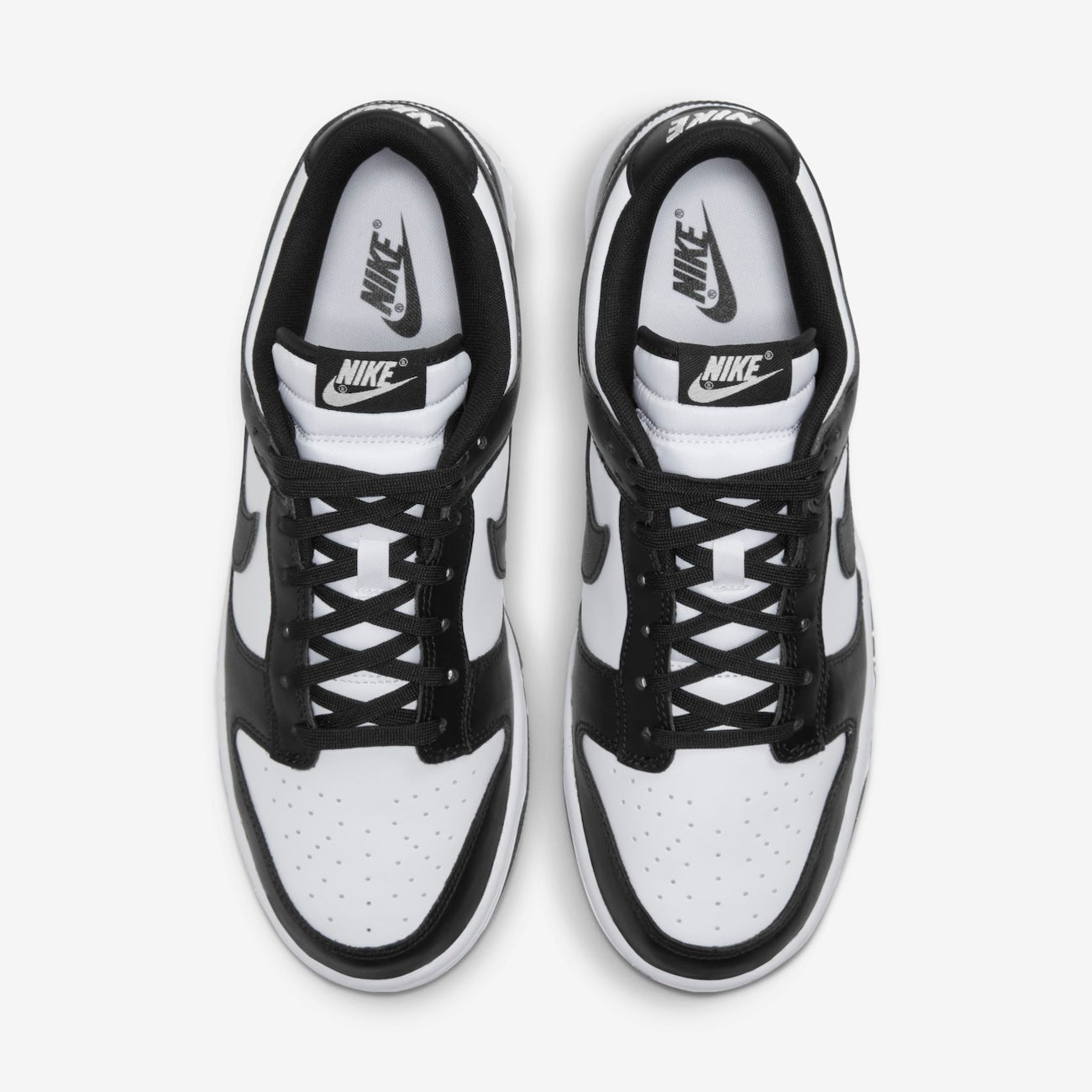Nike Dunk Low "Panda"