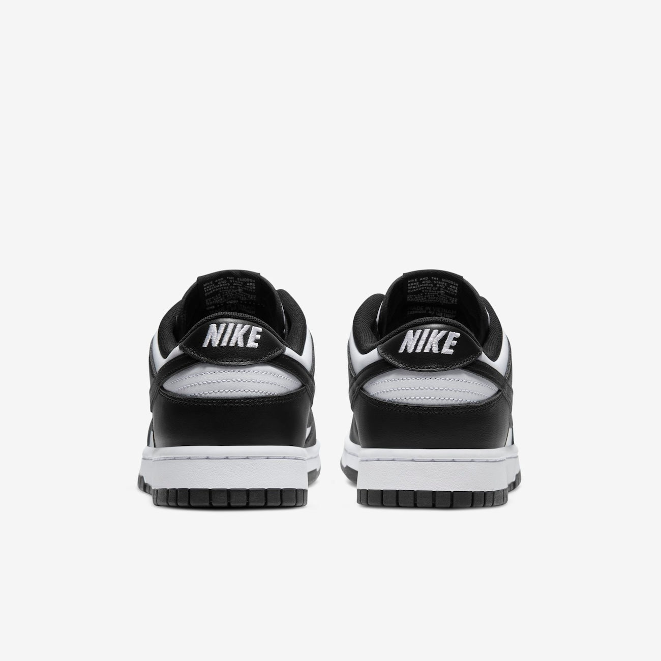 Nike Dunk Low "Panda"