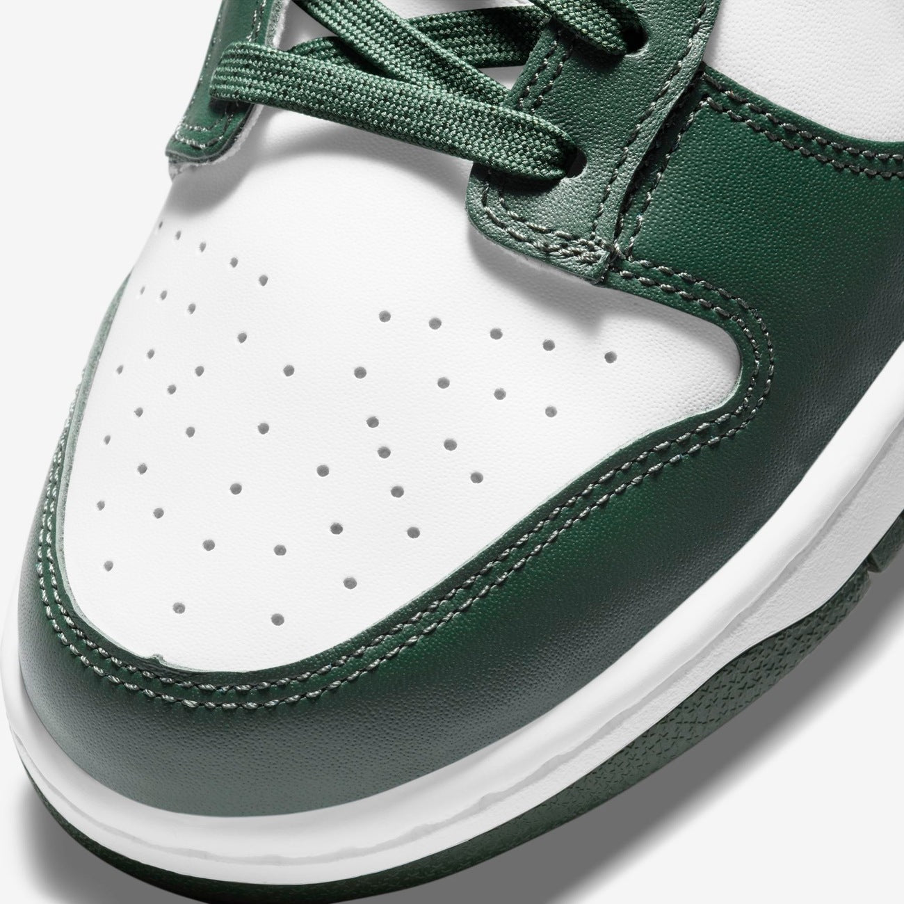 Nike Dunk Low "Michigan State"