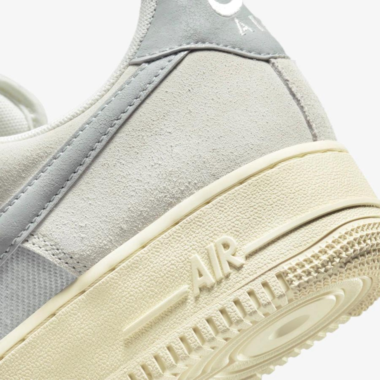 Nike Air Force 1 "Coconut Milk"