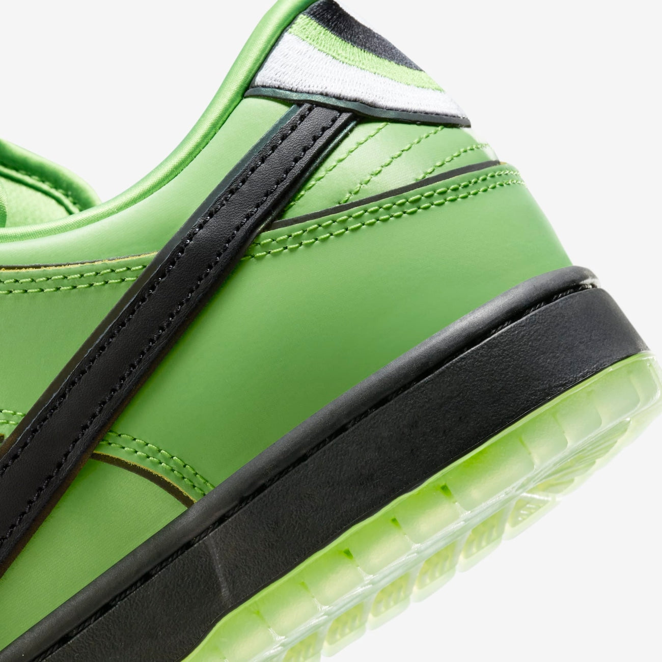 Nike Dunk Low The Powerpuff Girls (Meninas Super Poderosas)