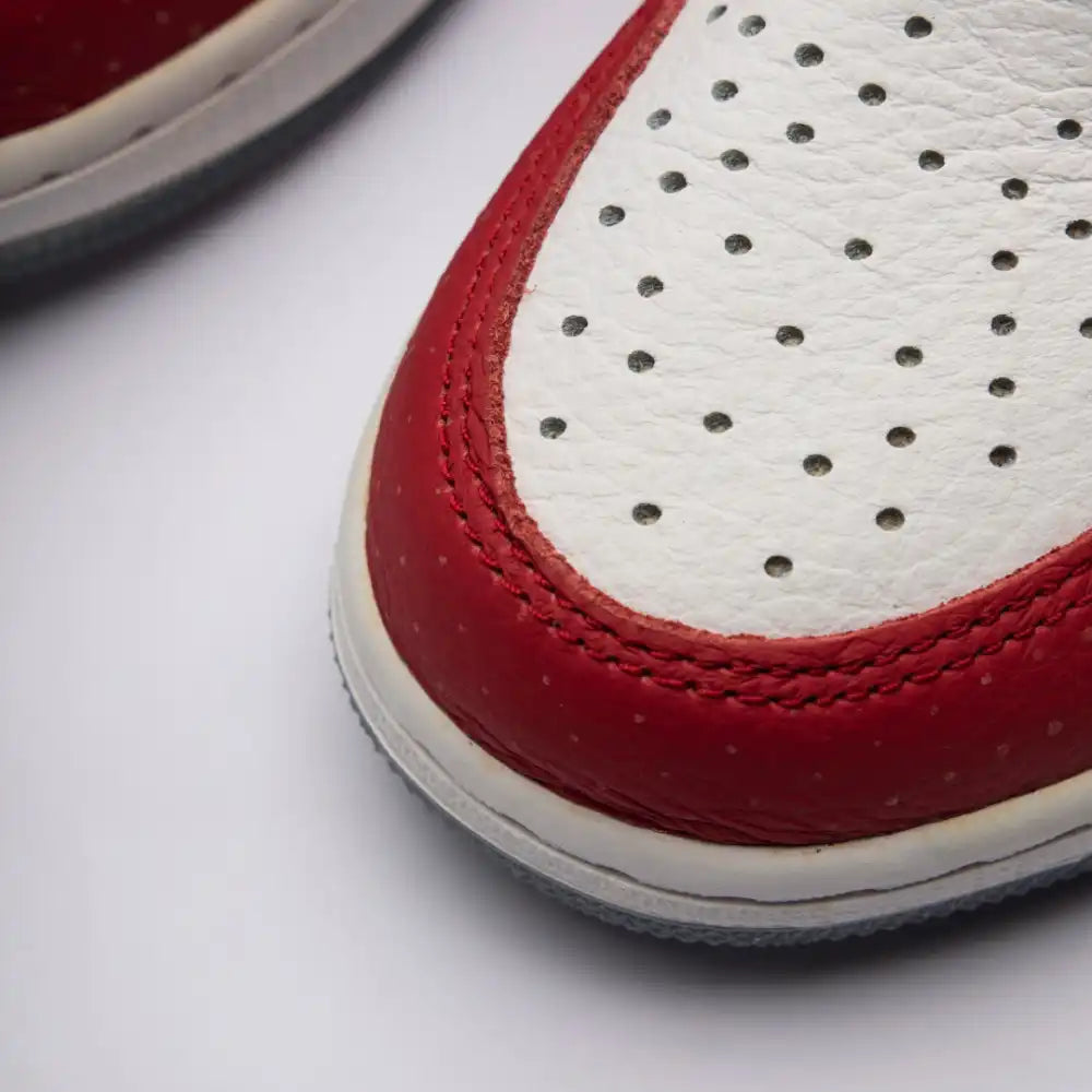 Nike Air Jordan 1 Retro High OG "Spider-Man: Origin Story"