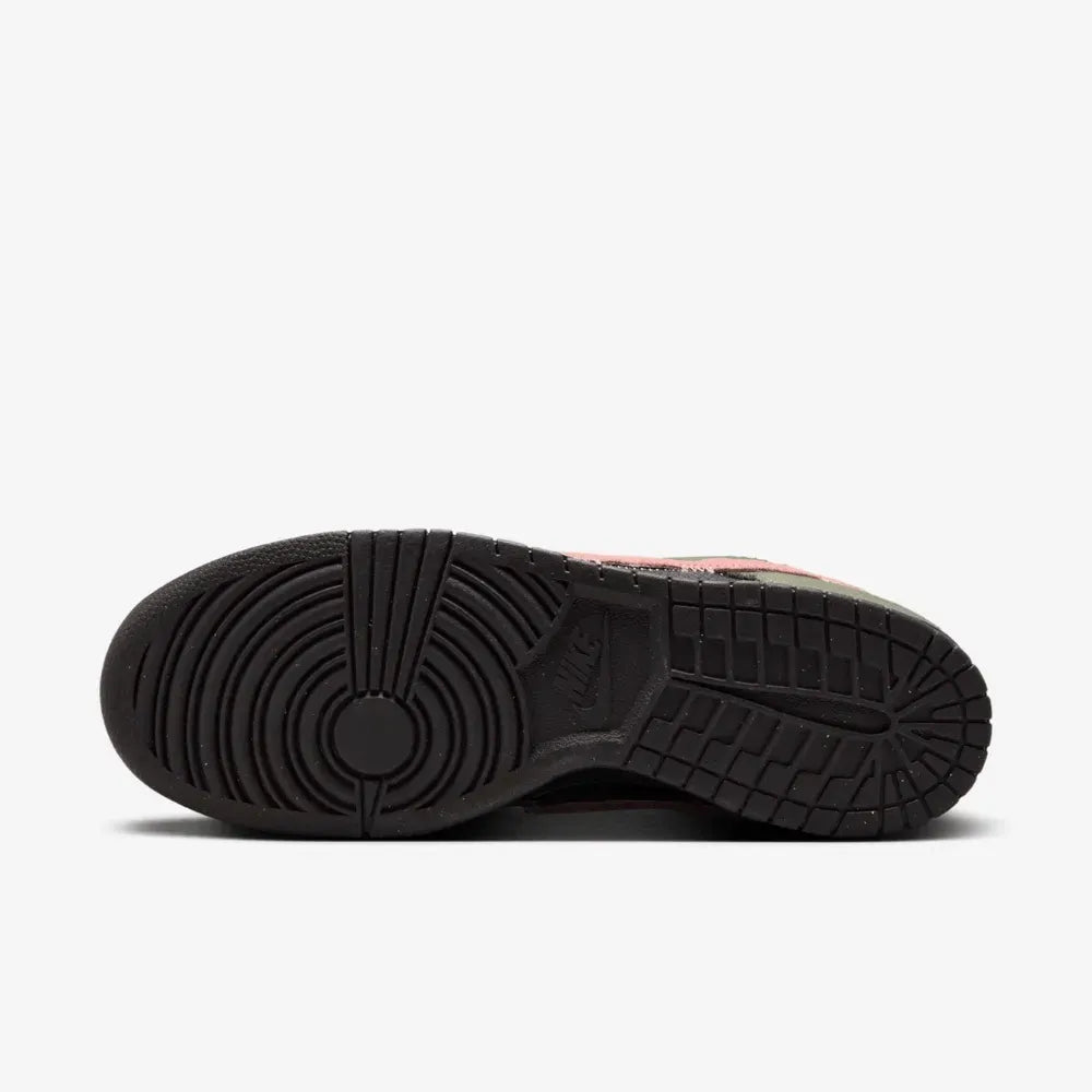 Nike Dunk Low "Dunks Not Dead"