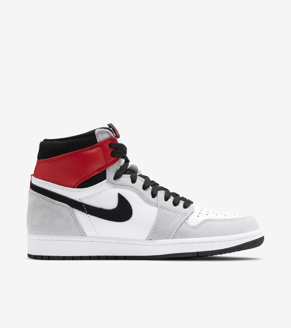 Nike Air Jordan 1 "light smoke grey"
