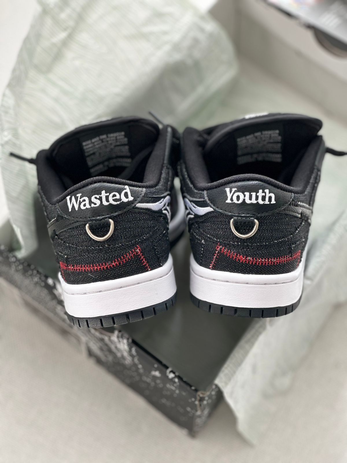 Nike SB Dunk Low "Wasted Youth" (38, Pronta Entrega)