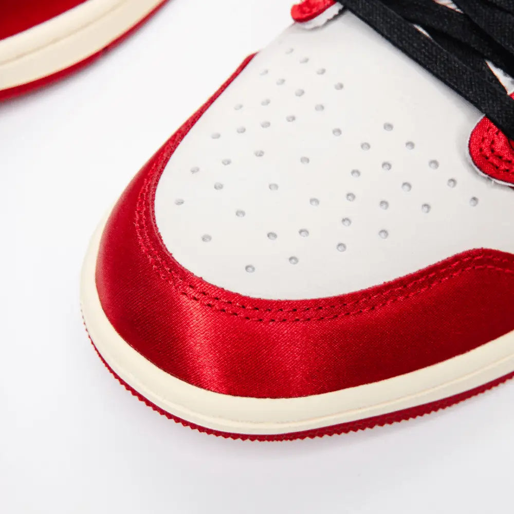 Air Jordan 1 Retro Low" OG "Trophy Room Away
