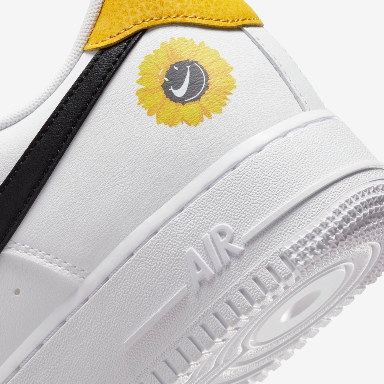 Nike Air Force 1 '07 LV8 3 "Have a Nike Day"
