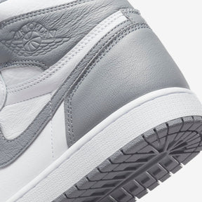 Nike Air Jordan 1 Retro High OG "Stealth"