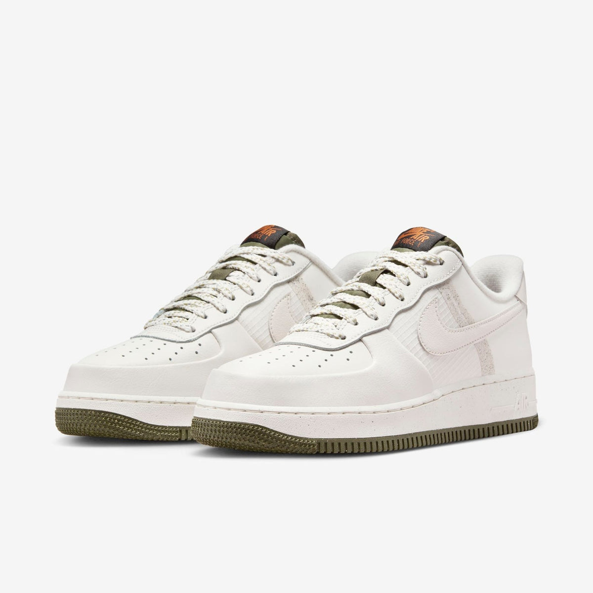 Nike Air Force 1 '07 LV8 Masculino