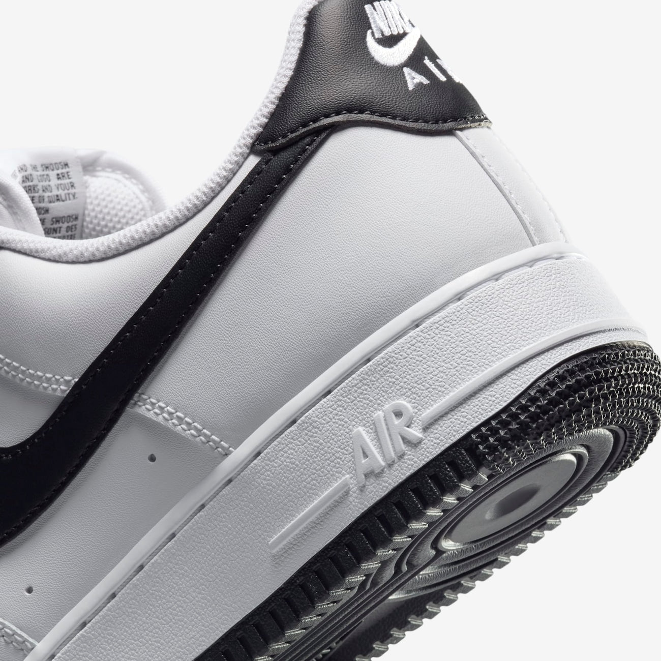 Nike Air Force 1 '07 "Black/White"