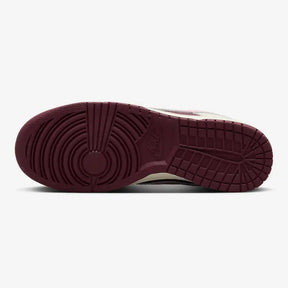 Nike Dunk Low ''PRM Valentine's Day''