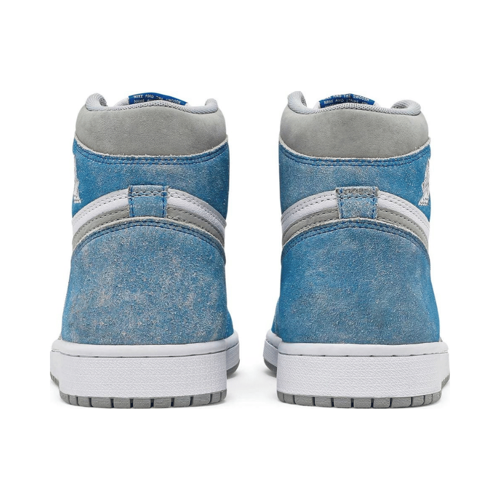 Nike Air Jordan 1 Retro High Hyper Royal Smoke Grey