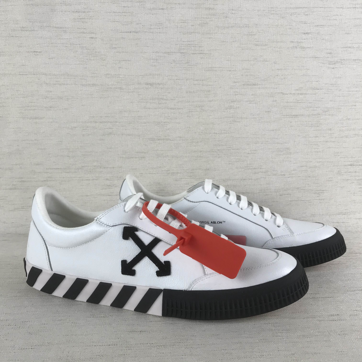 Off White Shoes Vulcanized "Black/White"