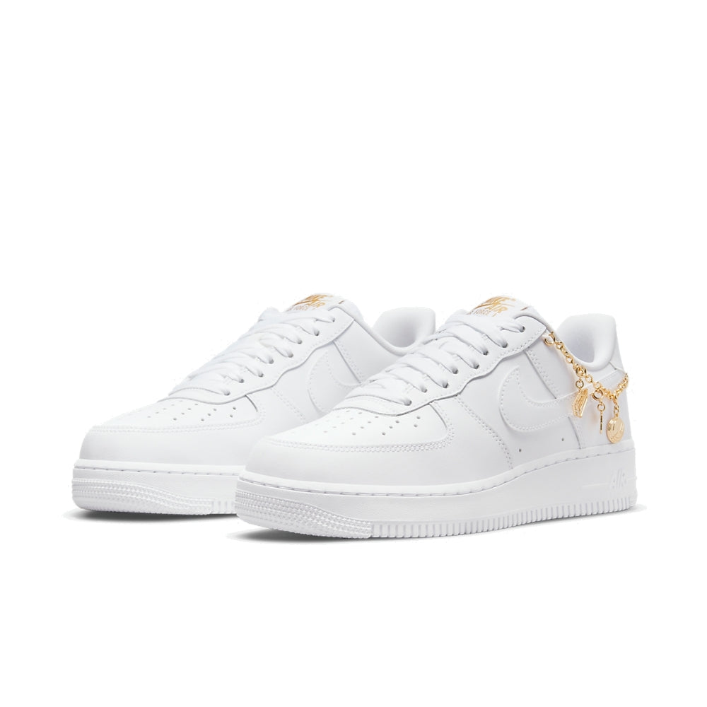 Nike Air Force 1 "Lucky Charms"
