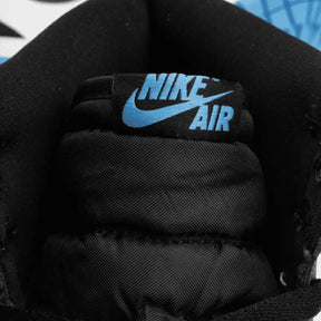 Nike Air Jordan 1 Retro High OG UNC Toe