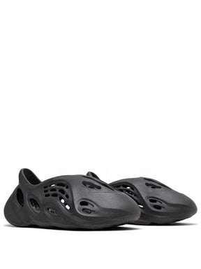 Adidas Yeezy Foam Runner "Black"