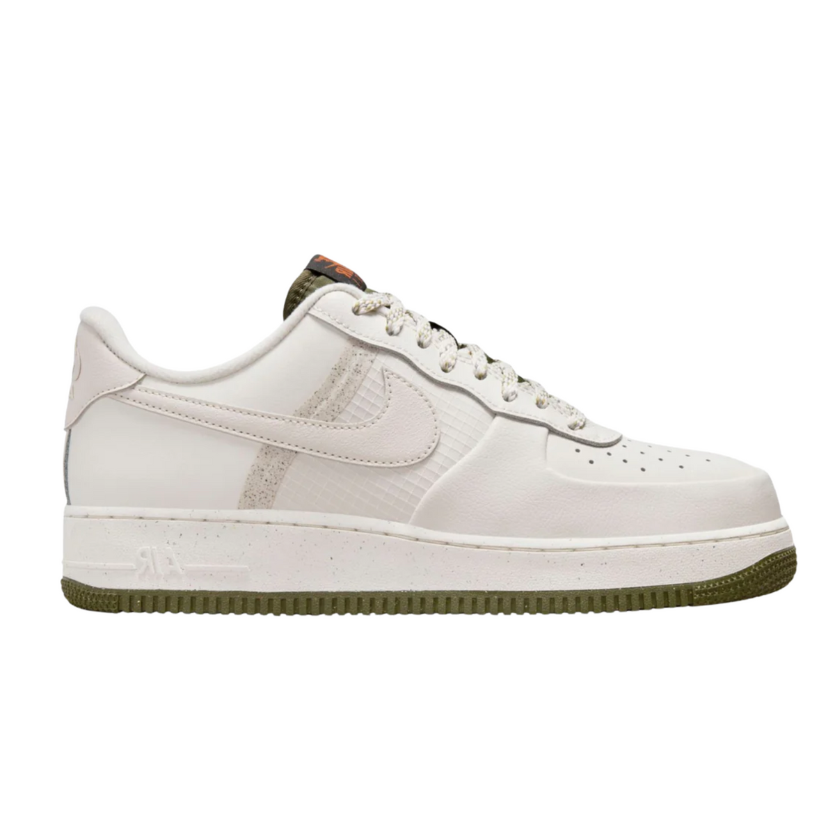 Nike Air Force 1 '07 LV8 Masculino