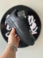 Nike Air Force 1 "Preto" (35, Pronta Entrega)