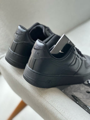 Nike Air Force 1 "Preto" (35, Pronta Entrega)