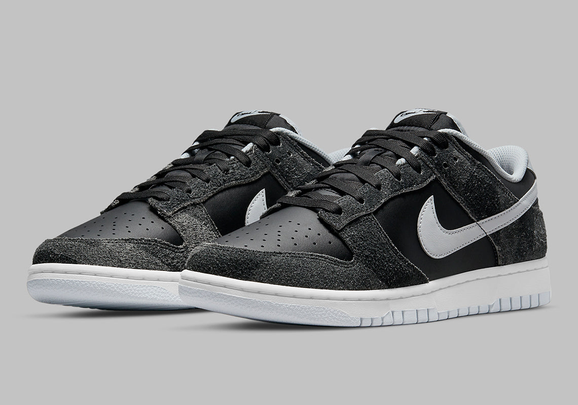 Nike Dunk Low Pure Platinum “Zebra”