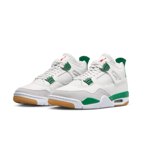 Nike Air Jordan 4 Retro SB "Pine Green"
